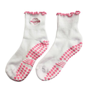 terinda_love_pilates_socks